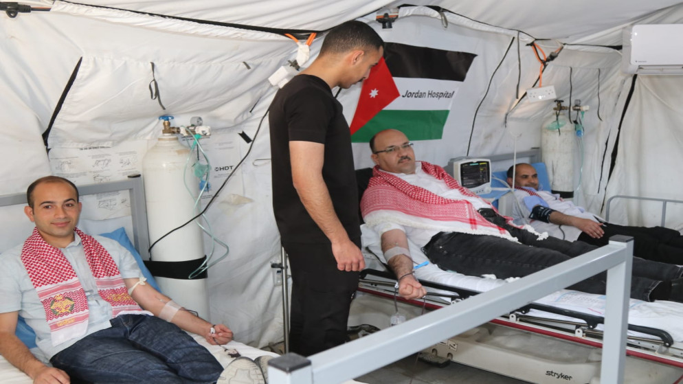 حملة للتبرع بالدم تعزز الخدمات الصحية في نابلس
