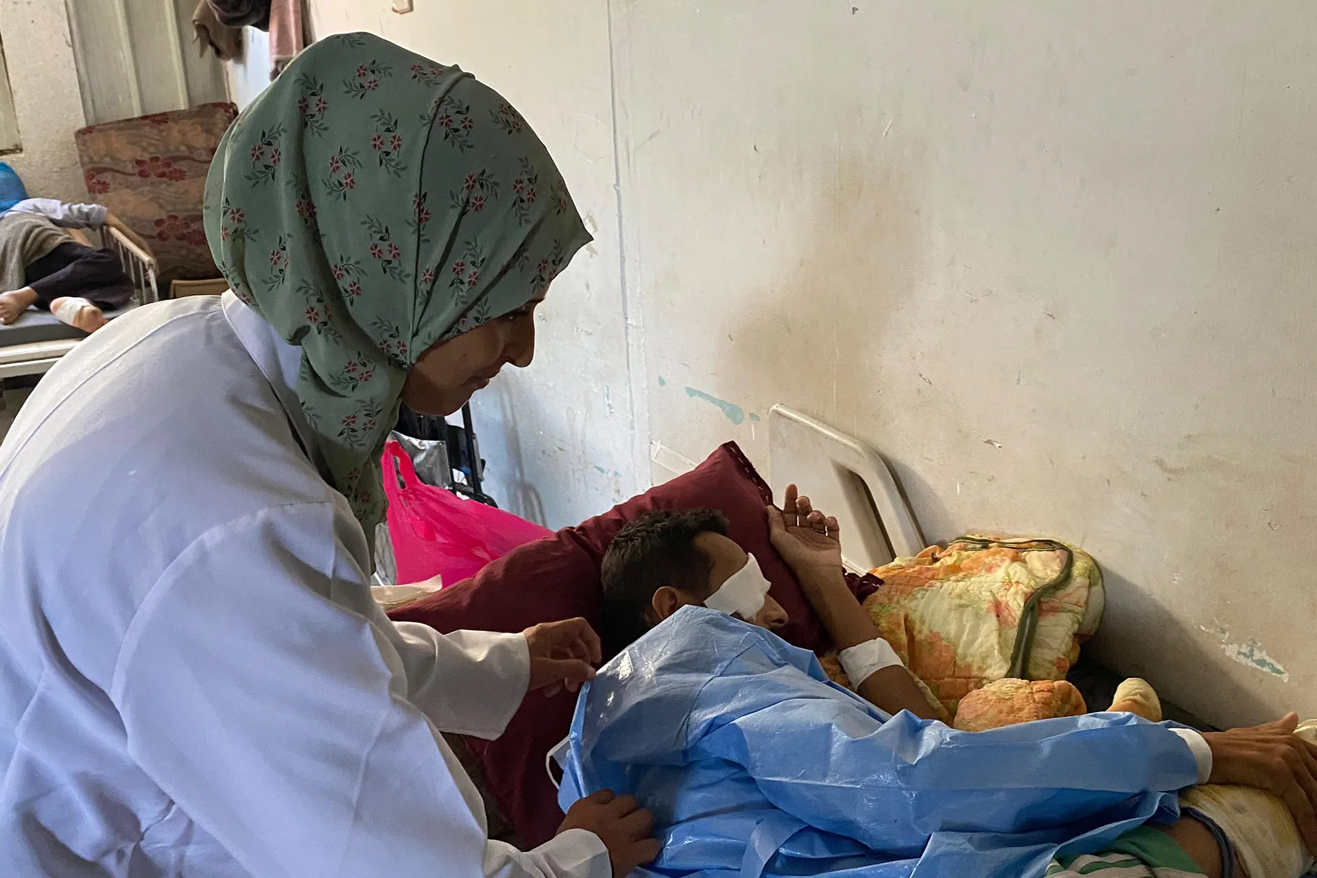 تحذيرات من كارثة صحية تلوح في الأفق بغزة