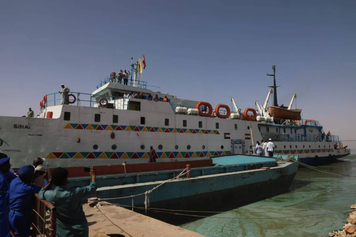 مصر والسودان يعيدان النقل النهري لتعزيز التجارة وعودة السودانيين