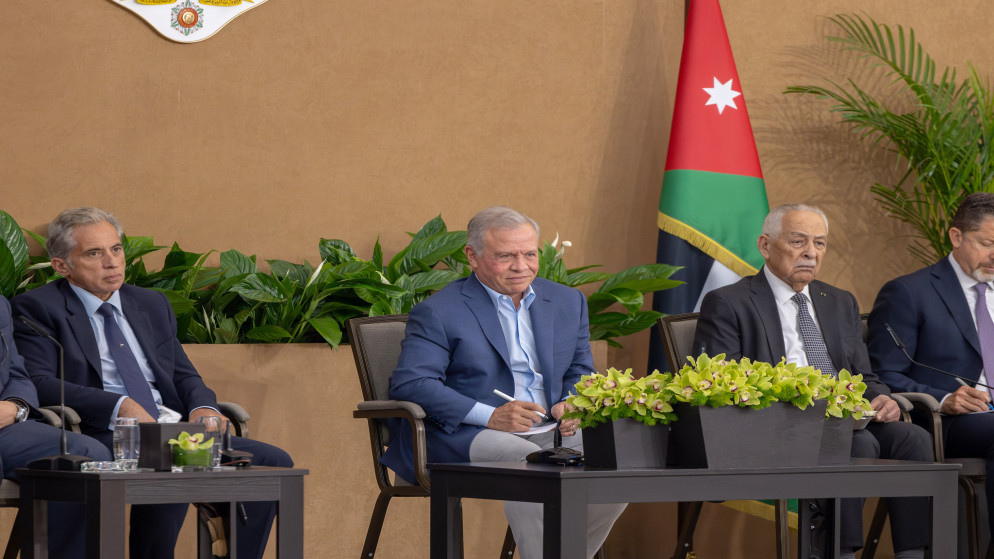 الملك يؤكد الزرقاء رمز العسكرية وقيم الأردنيين