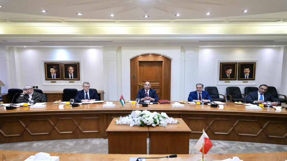 الاردن وبولندا تبحثان تعزيز العلاقات وتطورات المنطقة
