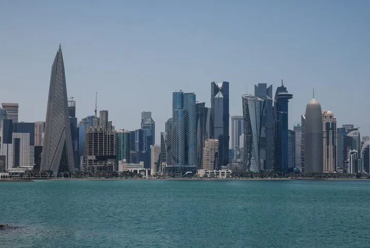 القطاع الخاص القطري يظهر مرونة رغم التحديات الاقتصادية