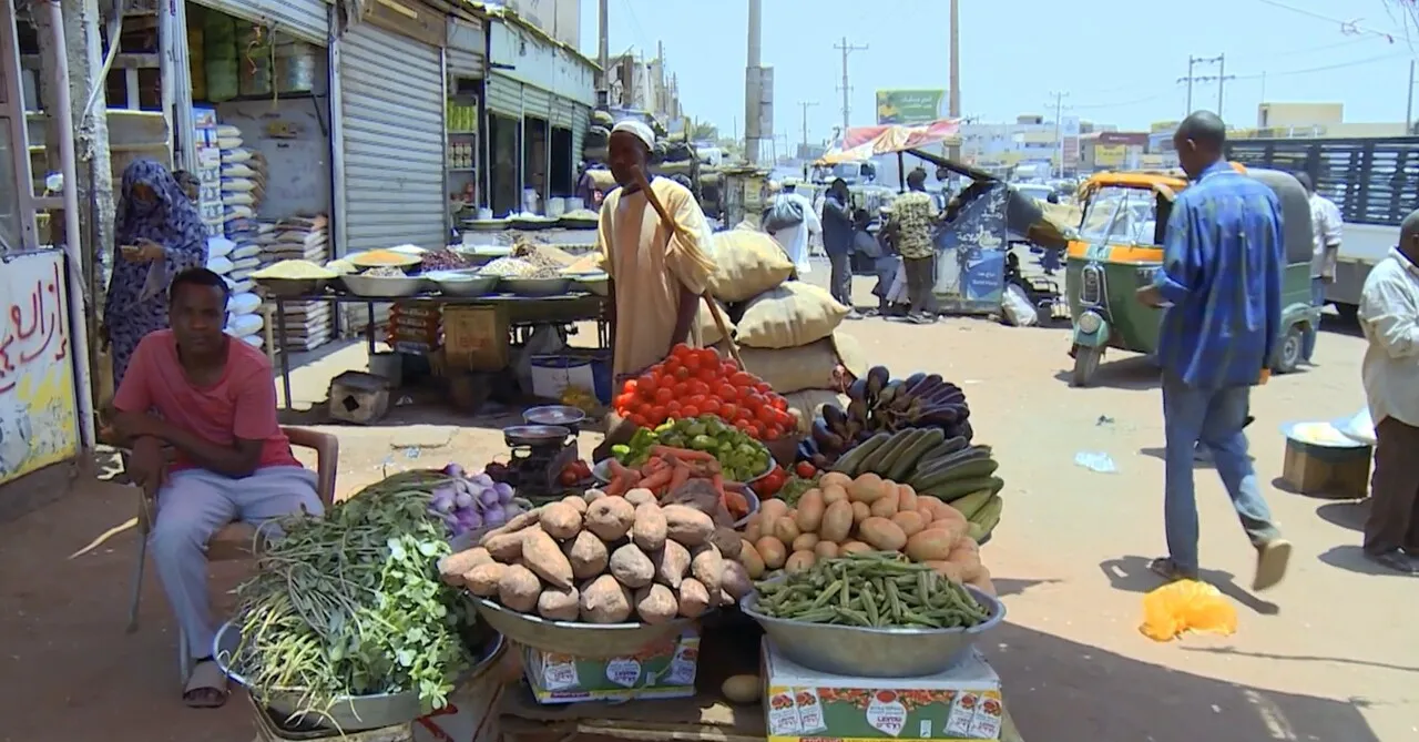 السودانيون يواجهون ارتفاع الاسعار بصبر في ظل ازمة اقتصادية متفاقمة