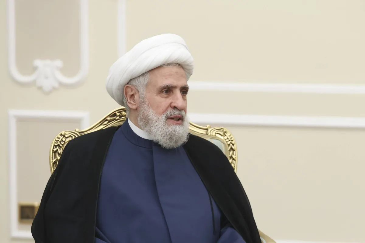 قاسم يؤكد: سلاح المقاومة قرار لبناني داخلي لا تفاوض عليه