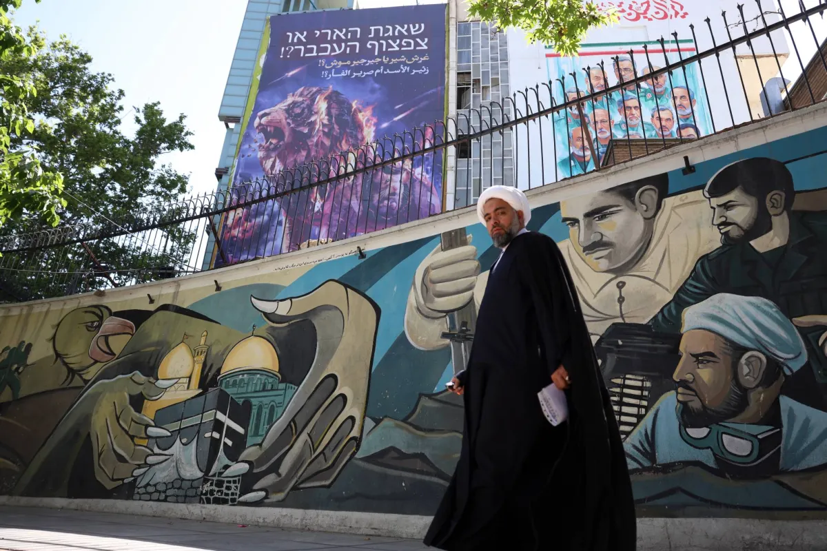 طهران تنفذ حكم الاعدام بحق خبير الكتروني بتهمة التخابر