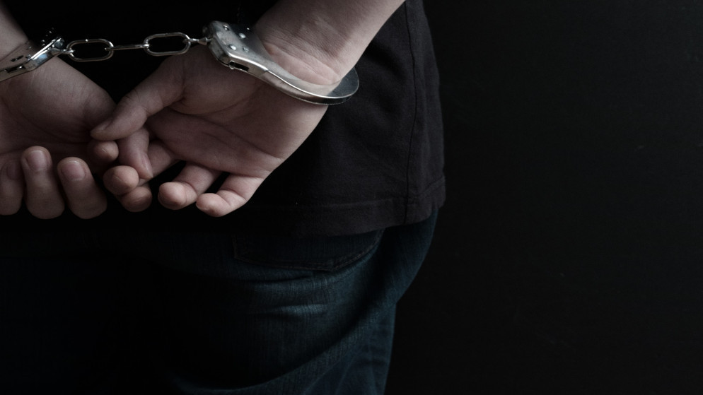 جريمة مروعة في عمان شاب ينهي حياة والدته بعصا