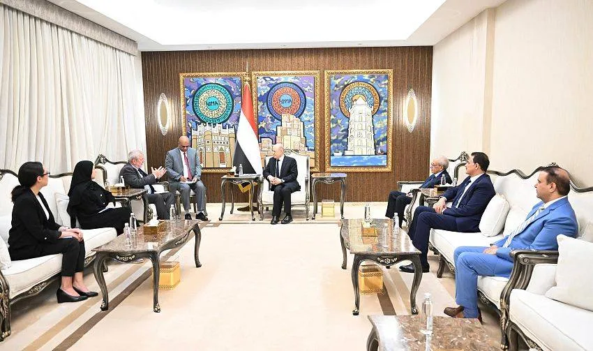 اليمن يعزز تحالفاته الدولية لدعم مسيرة التنمية والخدمات