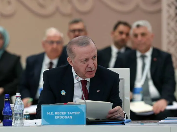 اردوغان يضع قمة الناتو في انقرة في صلب التطورات العالمية