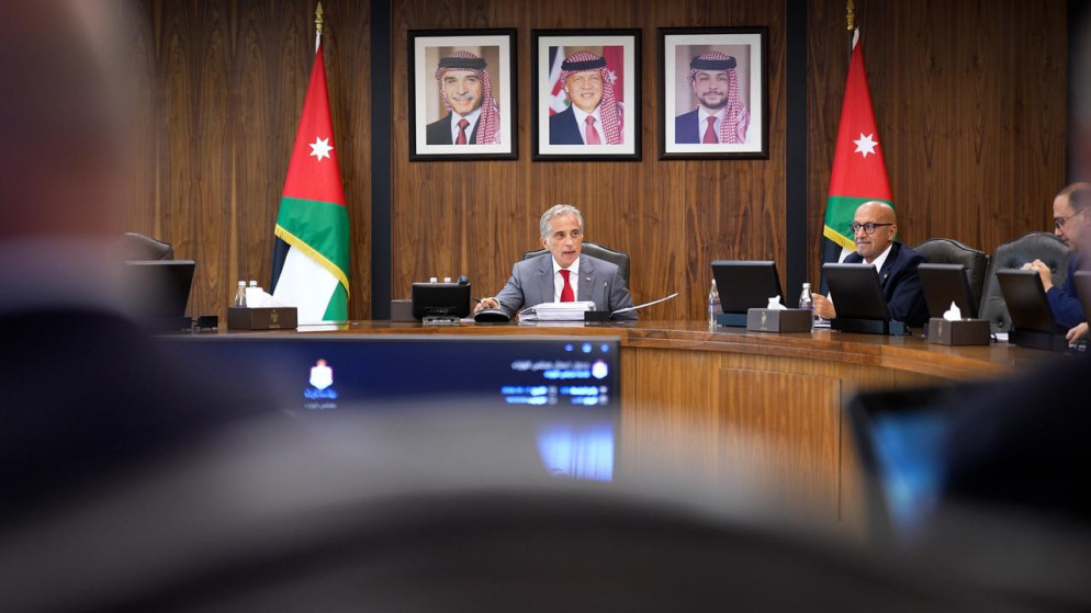 قرارات جديدة للحكومة: دمج مؤسسات استهلاكية وتوسعة محطة مياه وتحسين بيئة الاستثمار