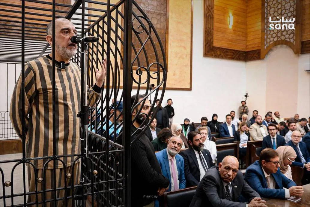 تطورات جديدة في محاكمة عاطف نجيب بتهم تتعلق بجرائم ضد الشعب السوري
