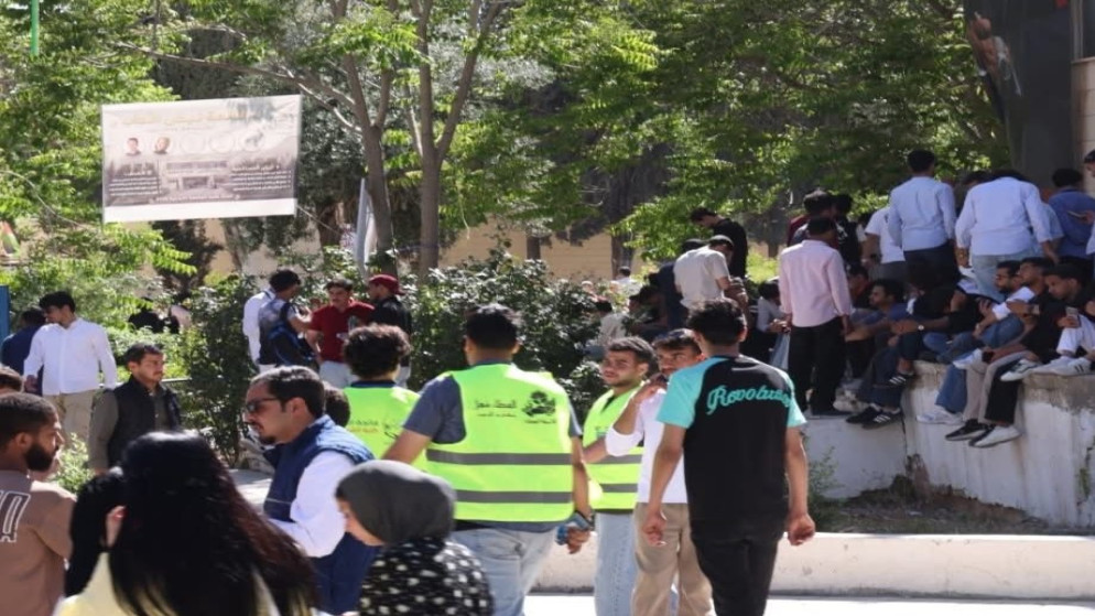 الجامعة الاردنية تشهد عمليات فرز اصوات انتخابات اتحاد الطلبة وسط اقبال ملحوظ