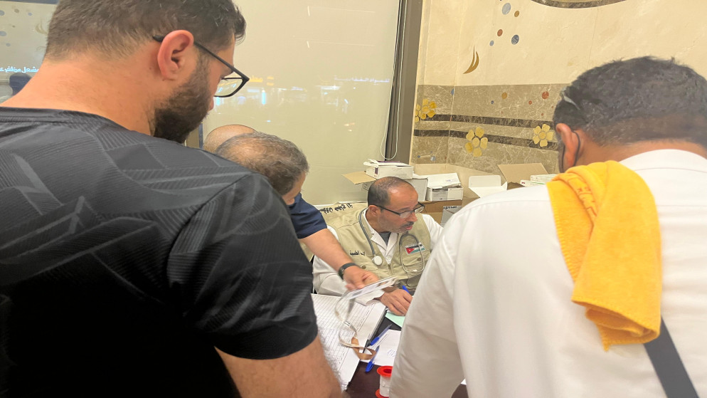 البعثة الطبية تعالج مئات الحالات المرضية في مكة