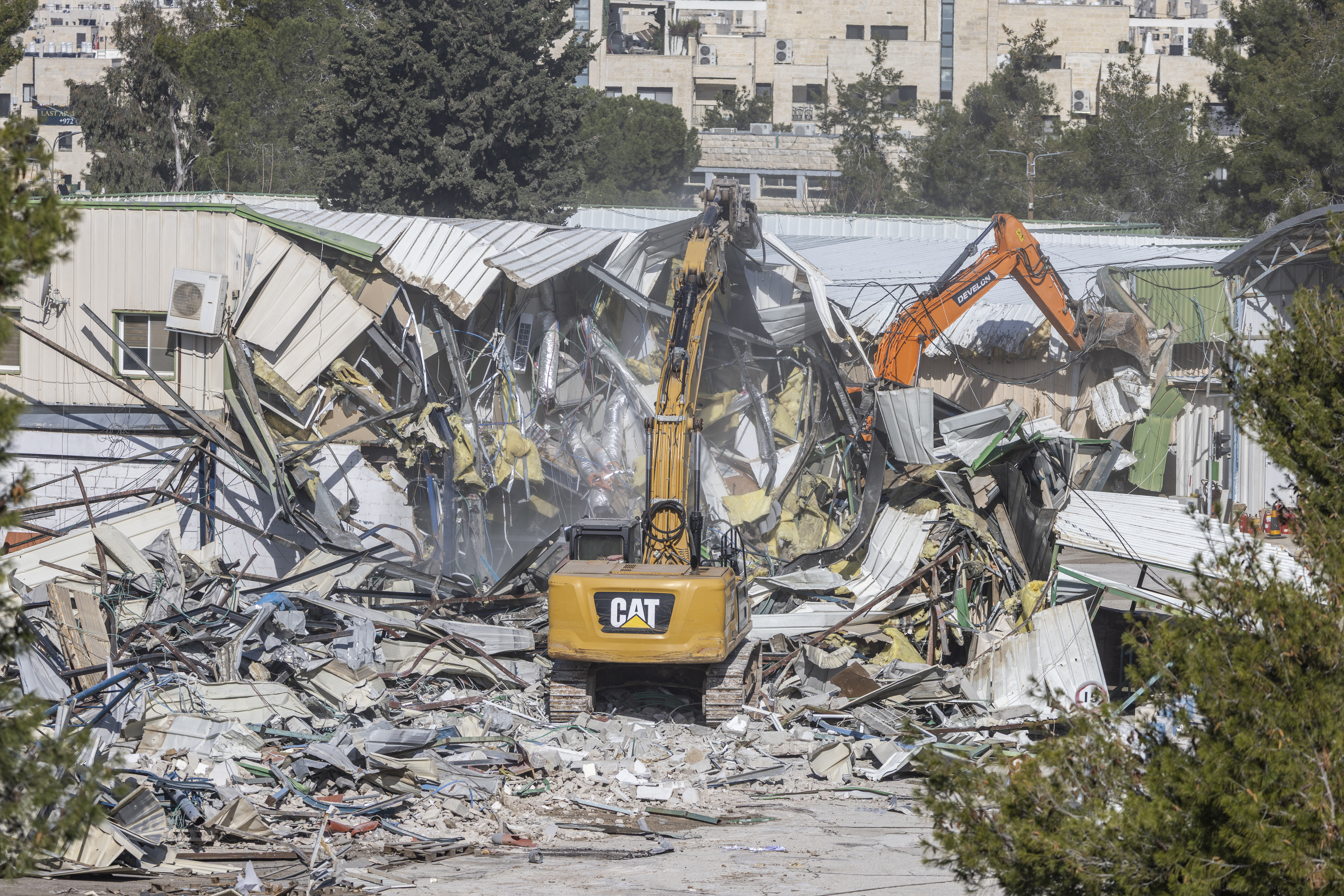 تصاعد التوتر في الضفة: هدم واعتقالات واعتداءات مستوطنين تستهدف الفلسطينيين