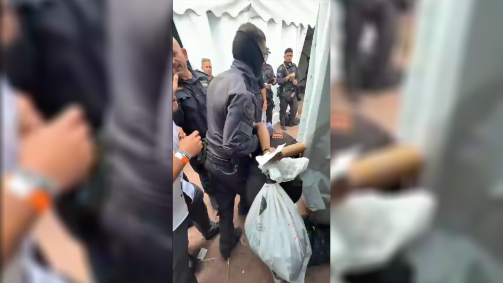 اسرائيل تعيد ناشطي اسطول الصمود المحتجزين بشرط