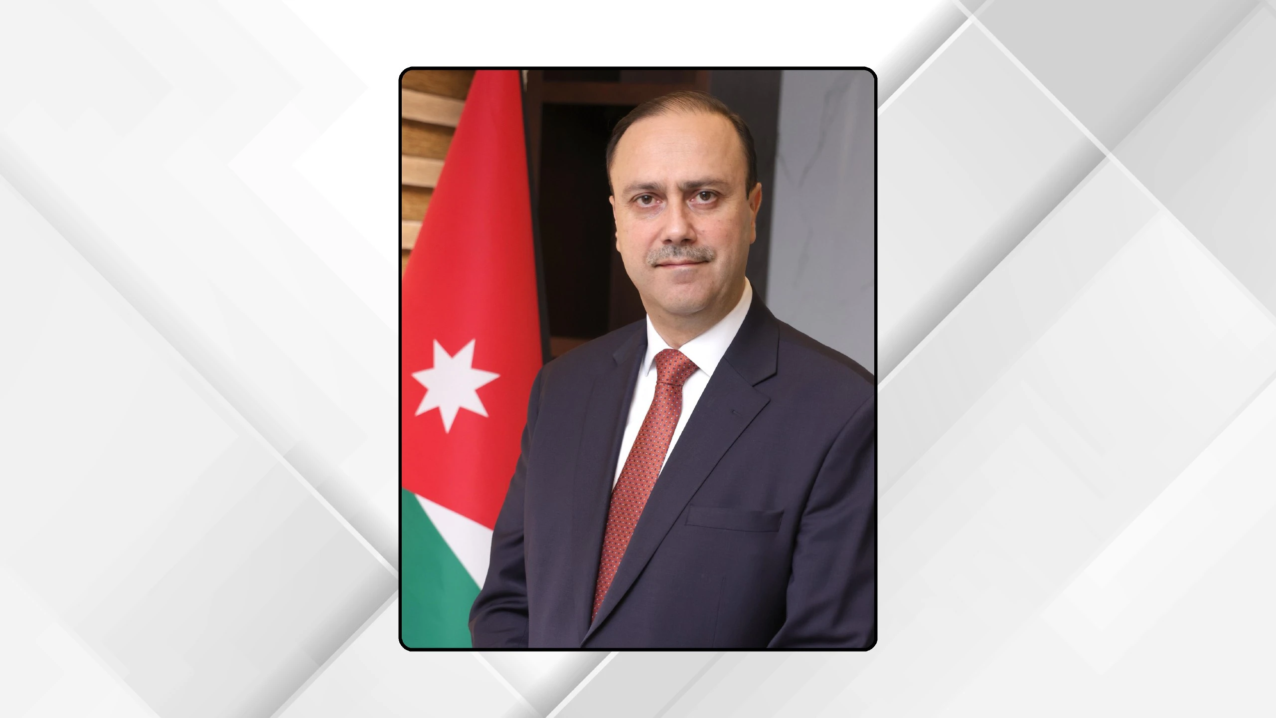 المومني يؤكد الاستقلال تجسيد لقدرة الاردن على التقدم