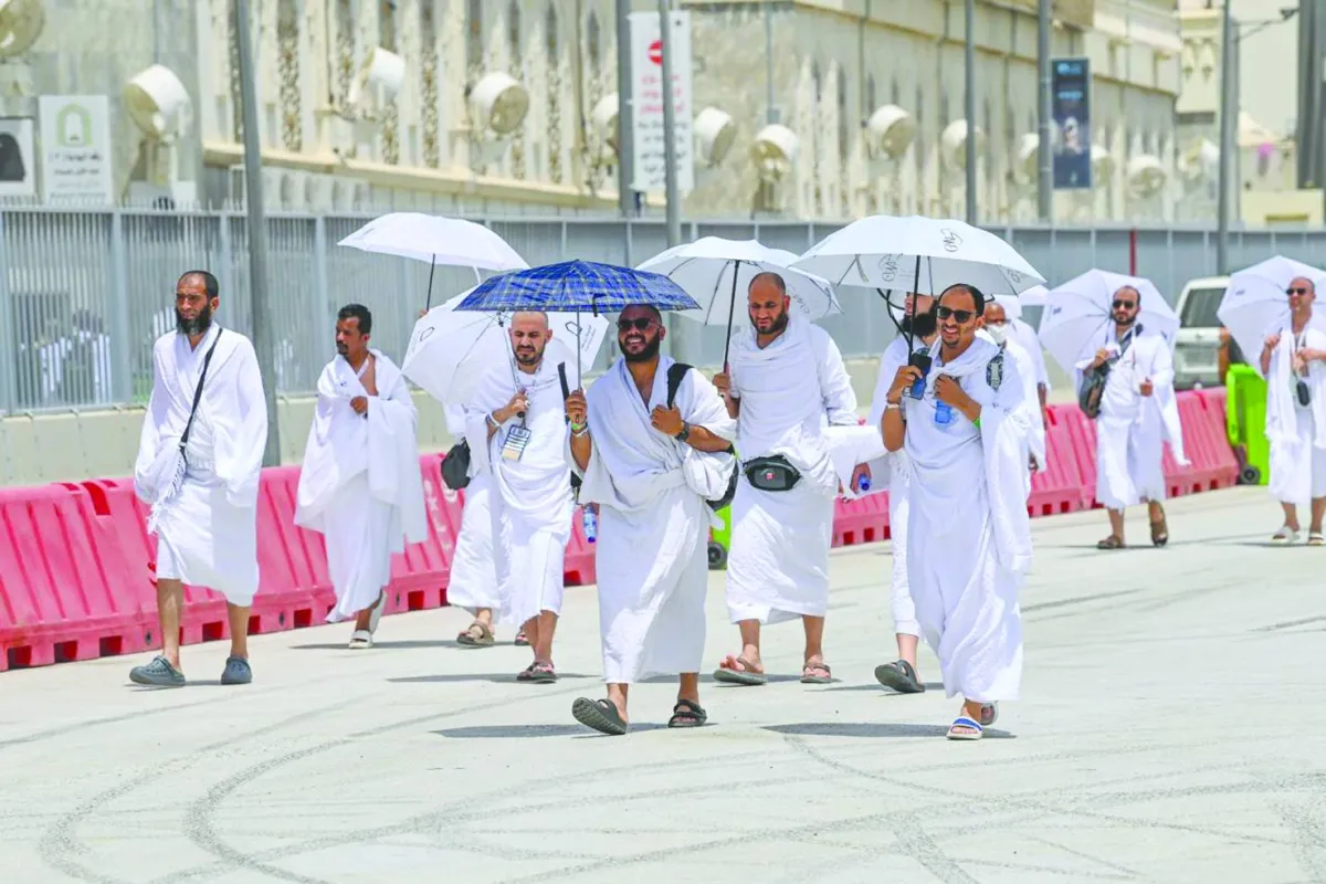 ضيوف الرحمن يتوجهون الى عرفات لأداء الركن الأعظم وسط استعدادات مكثفة