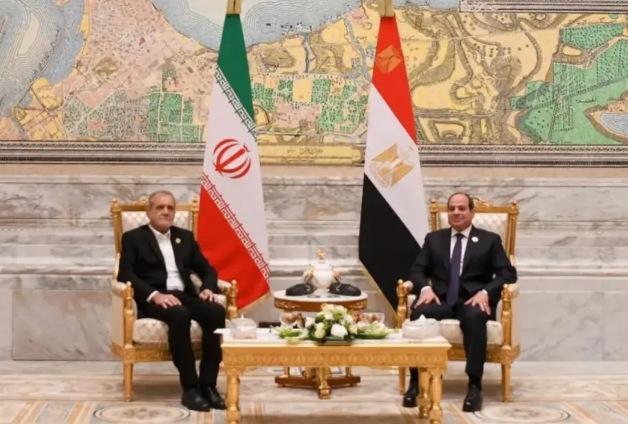 السيسي يدعو ايران لضبط النفس وفتح الطريق امام الدبلوماسية