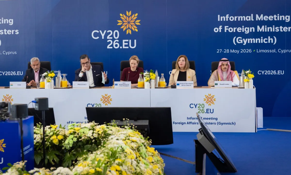 وزير الخارجية السعودي يبحث التطورات الاقليمية في اجتماع قبرص