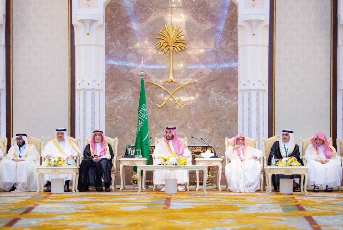 ولي العهد يشيد بجهود المملكة في حماية امنها واستقرار المنطقة