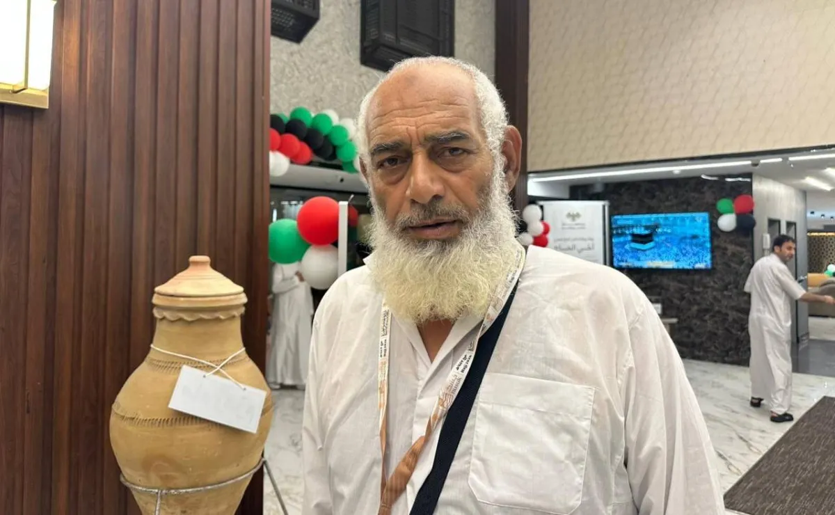 من رماد الحرب إلى نور الكعبة.. قصة سوري تحدى الفقد