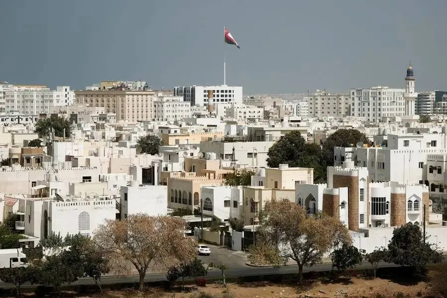 عمان تطلق مشاريع استثمارية واعدة بعقود شراء مضمونة