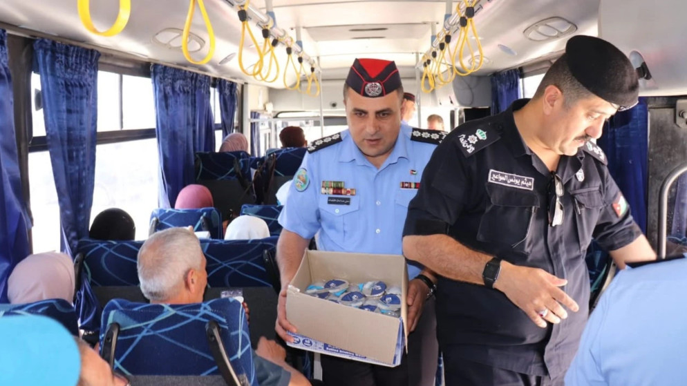 الأمن العام يسهل عودة الحجاج عبر المراكز الحدودية بخدمات متكاملة