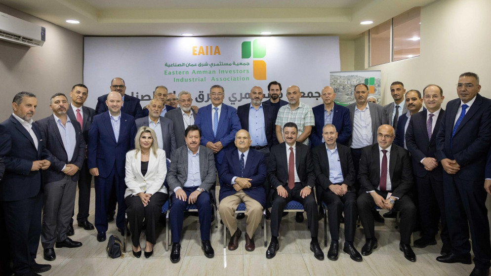 تحقيق التنمية الاقتصادية من خلال مأسسة العمل الصناعي