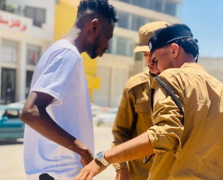 تصاعد الإجراءات الأمنية ضد المهاجرين غير النظاميين في ليبيا