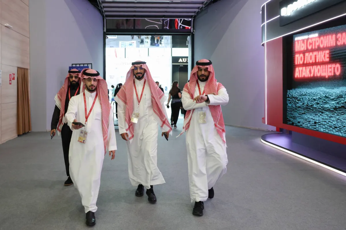 السعودية تسلط الضوء على إنجازات رؤية 2030 في منتدى سانت بطرسبورغ