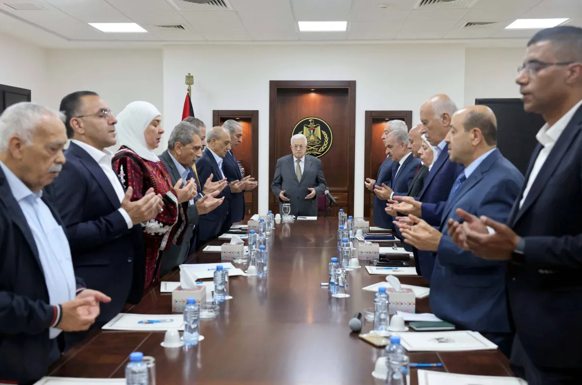 حسين الشيخ يعزز موقعه في حركة فتح بانتخابه نائبا للرئيس