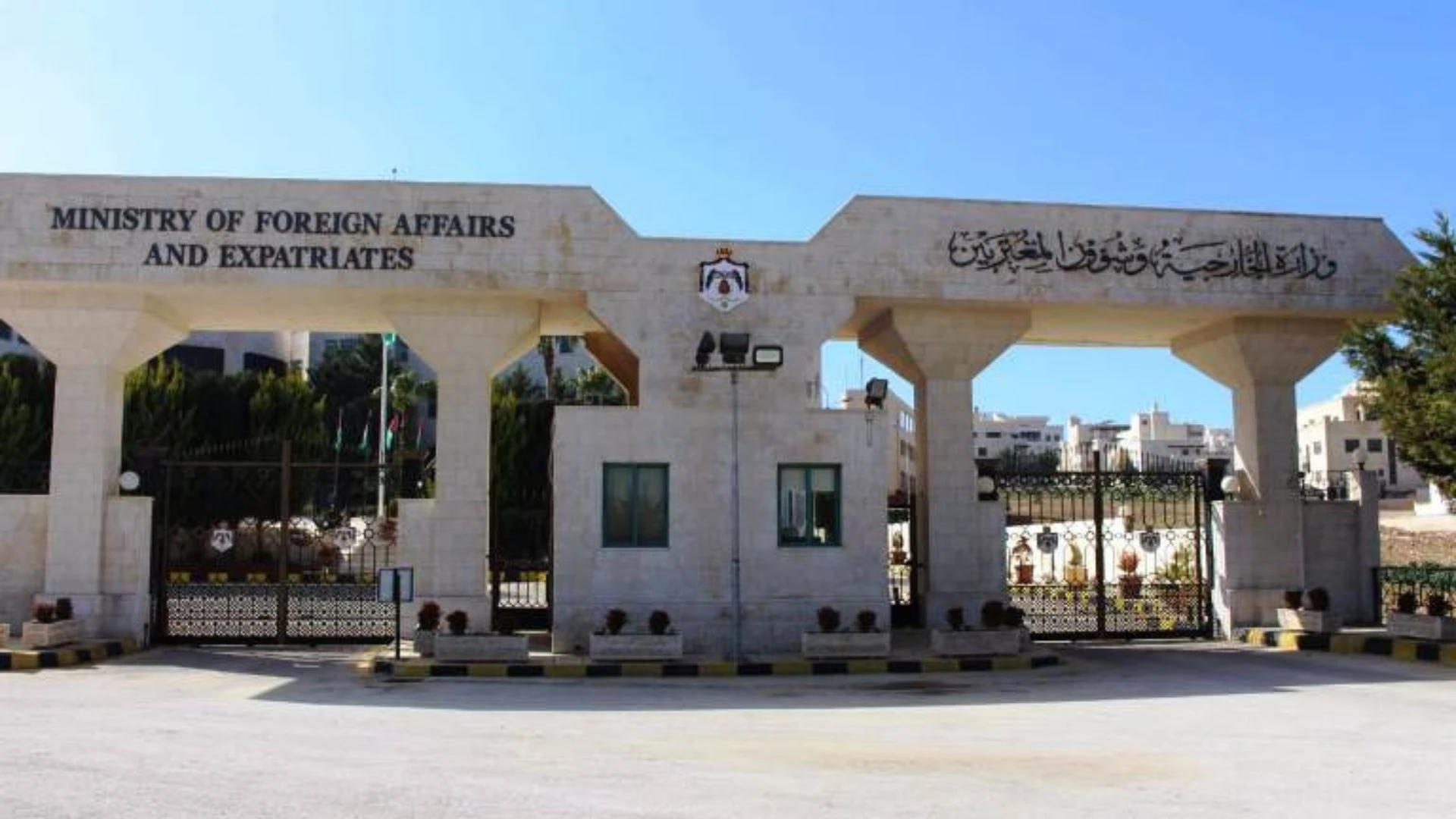الأردن يعبّر عن استنكاره للاعتداءات الإيرانية على البحرين والكويت