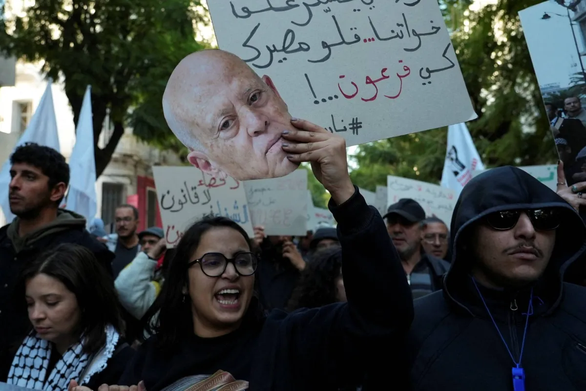 حكم غيابي بالسجن 4 سنوات ضد صحافية تونسية في إطار قضايا حرية التعبير