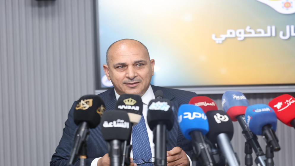 تطبيق جديد للتكسي الأصفر يعزز النقل الذكي في البلاد