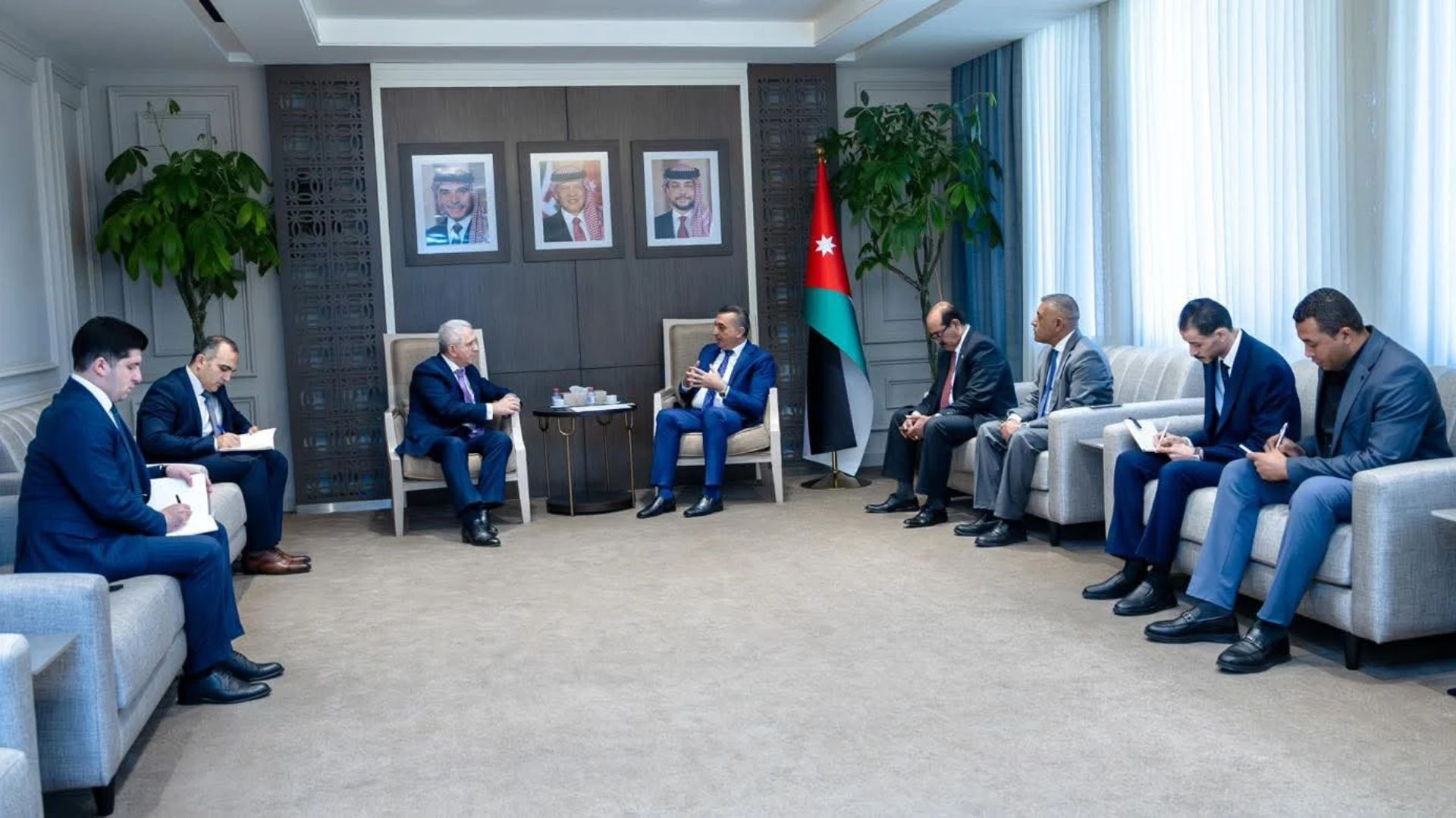 تعزيز التعاون الأردني الأذربيجاني في مجالات متعددة