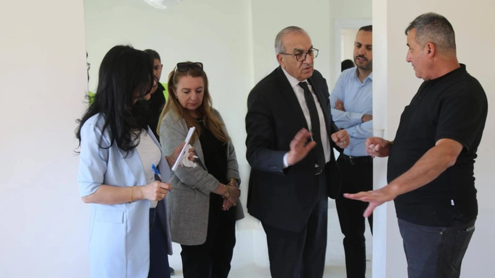 مشروع صيانة السكن الوظيفي لموظفي وزارة الخارجية يتلقى الدعم الحكومي