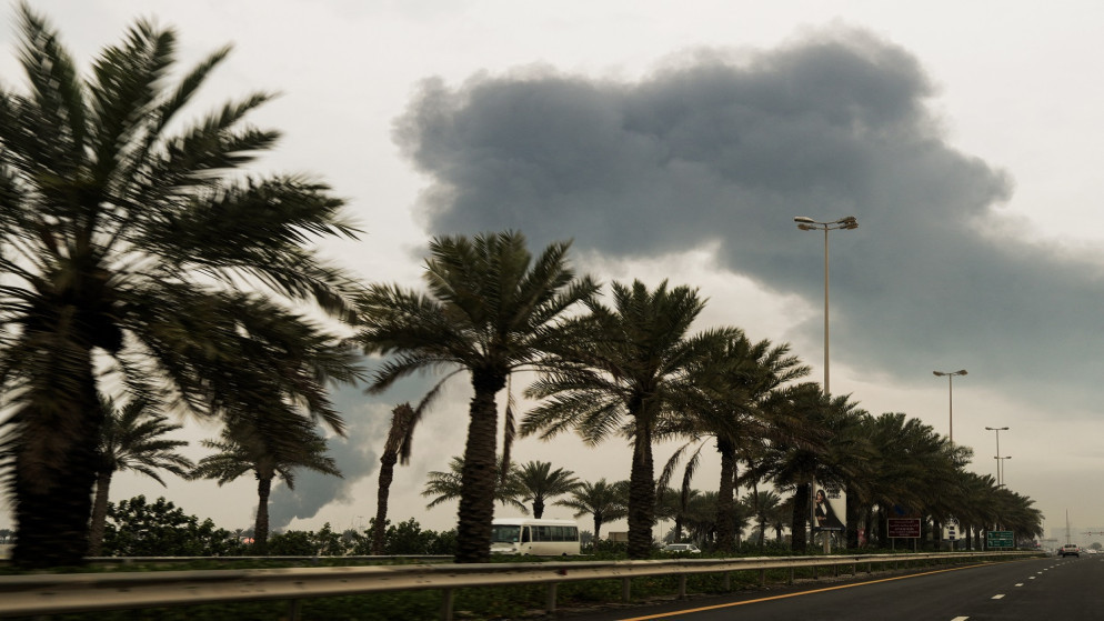 تصعيد عسكري إيراني يستهدف قواعد أمريكية في البحرين والكويت