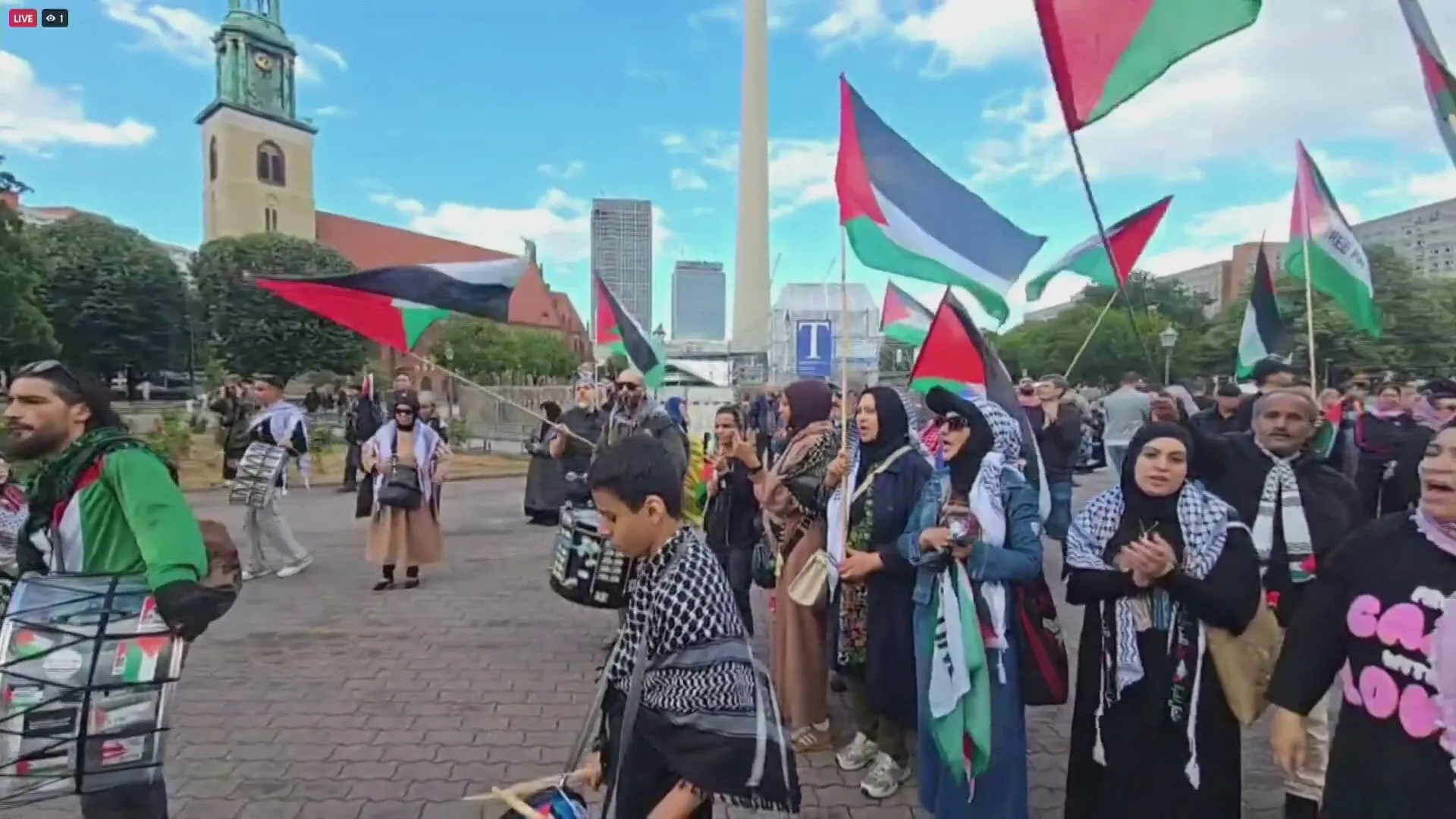 تظاهرات أوروبية تدعو لتحرير الأسرى الفلسطينيين والمطالبة بحقوقهم