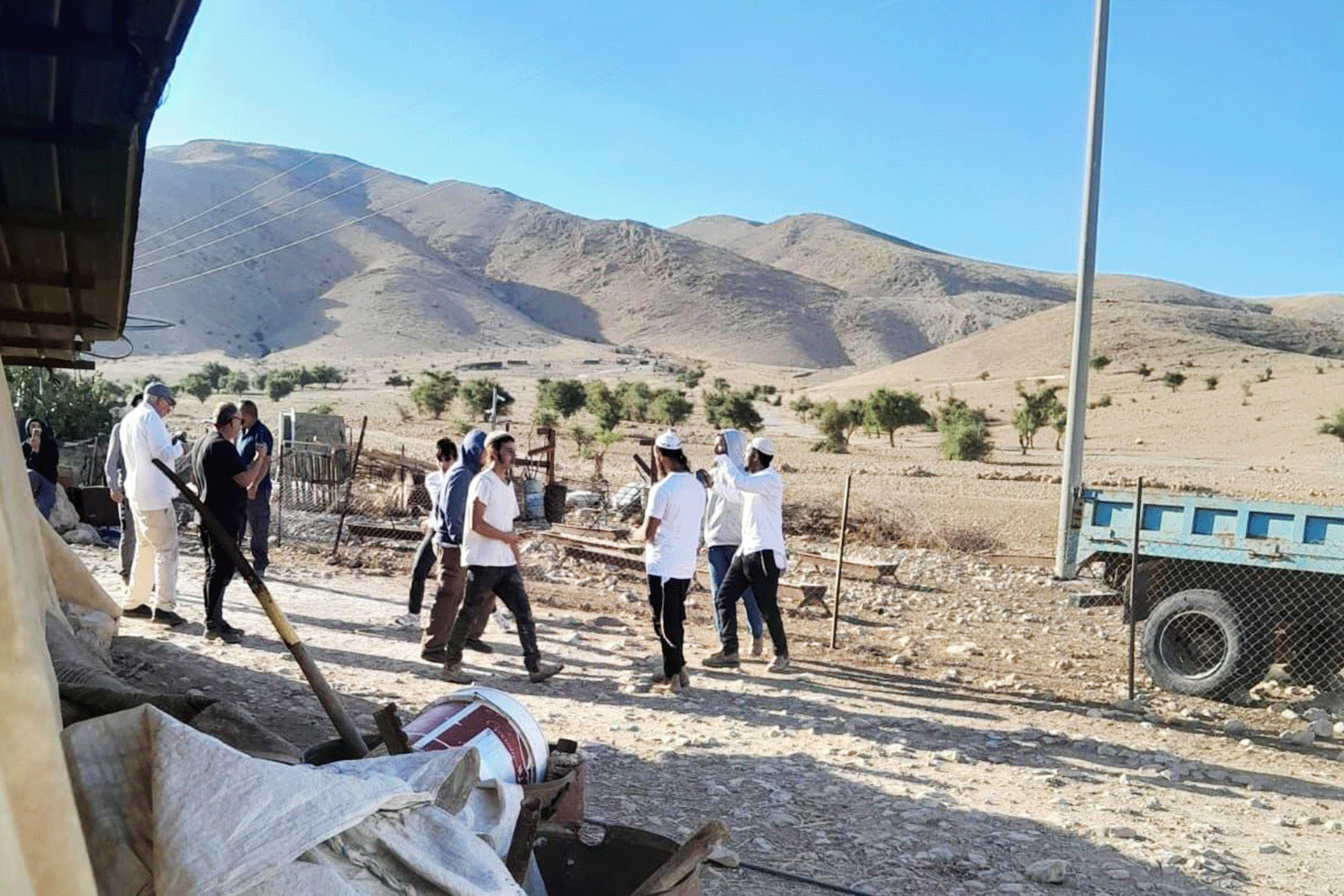 تصاعد الاعتداءات في رام الله والمستوطنون يهاجمون القرى ويشعلون النيران