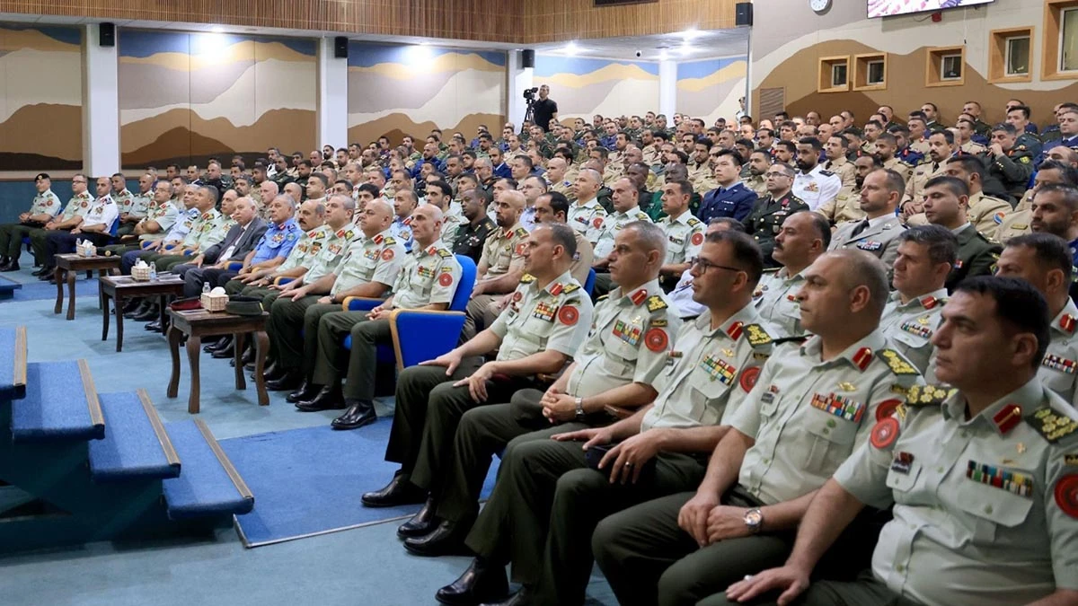 تخريج دورة القيادة والأركان في الأردن بحضور رسمي رفيع