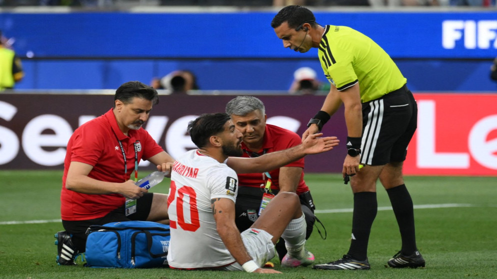 إيران تحت الأضواء وكأس العالم يشهد مفاجآت جديدة