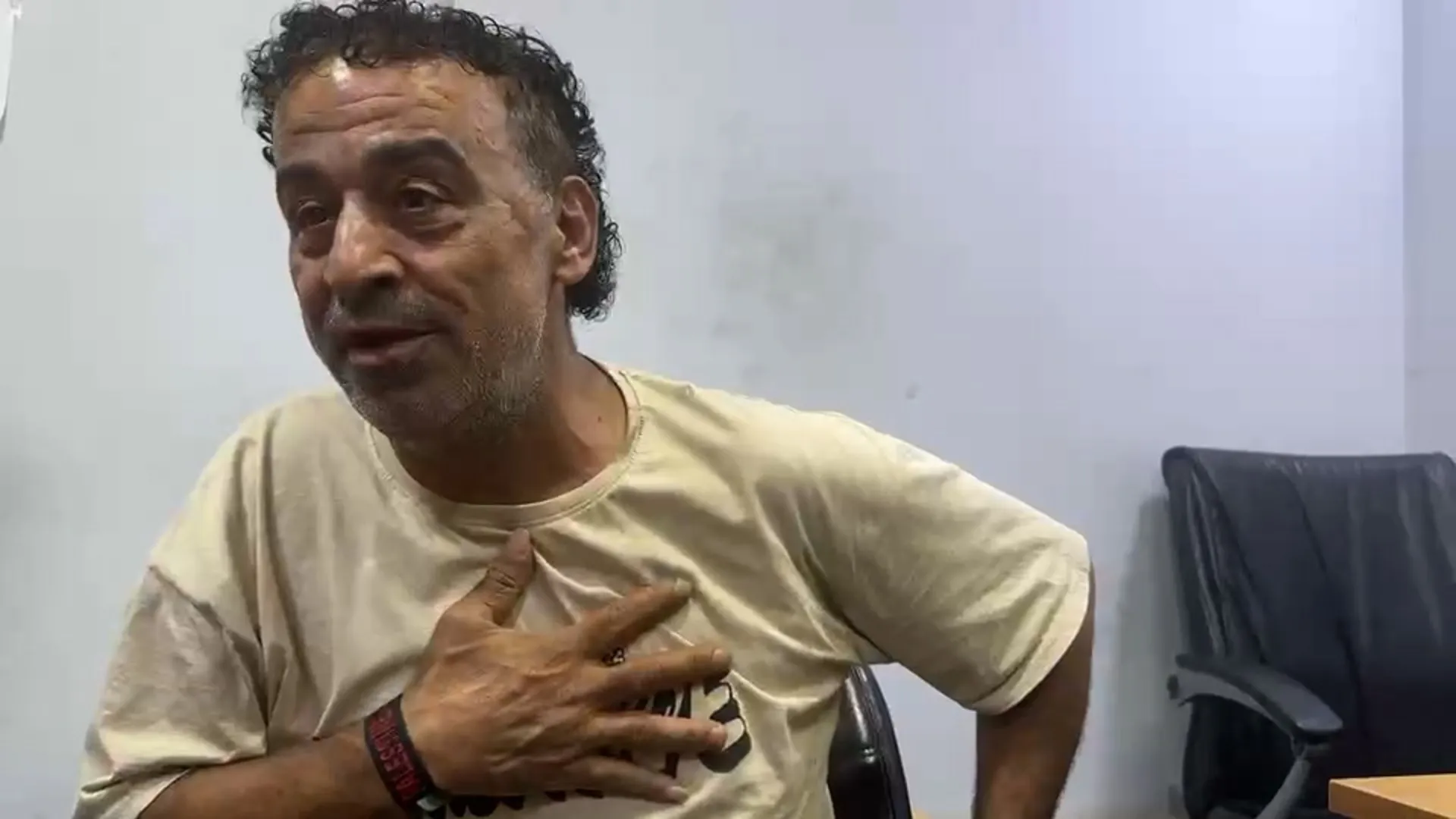 نديم عواد: من الأسر إلى الشارع، قصة معاناة فلسطيني مبعد