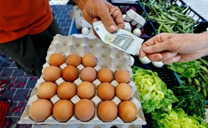 توقعات التضخم في منطقة اليورو تتراجع إلى 3.5 بالمئة