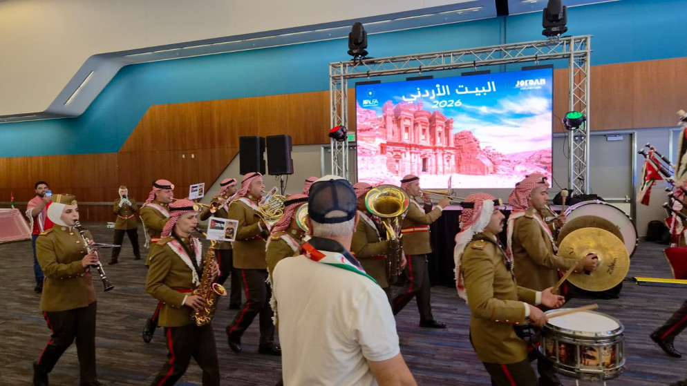 احتفالات الجالية الأردنية في أمريكا تعكس حماس مواجهة الجزائر