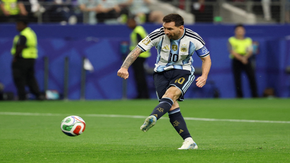 ميسي يتجاوز كلوزه ويعزز صدارته كأفضل هداف في تاريخ كأس العالم