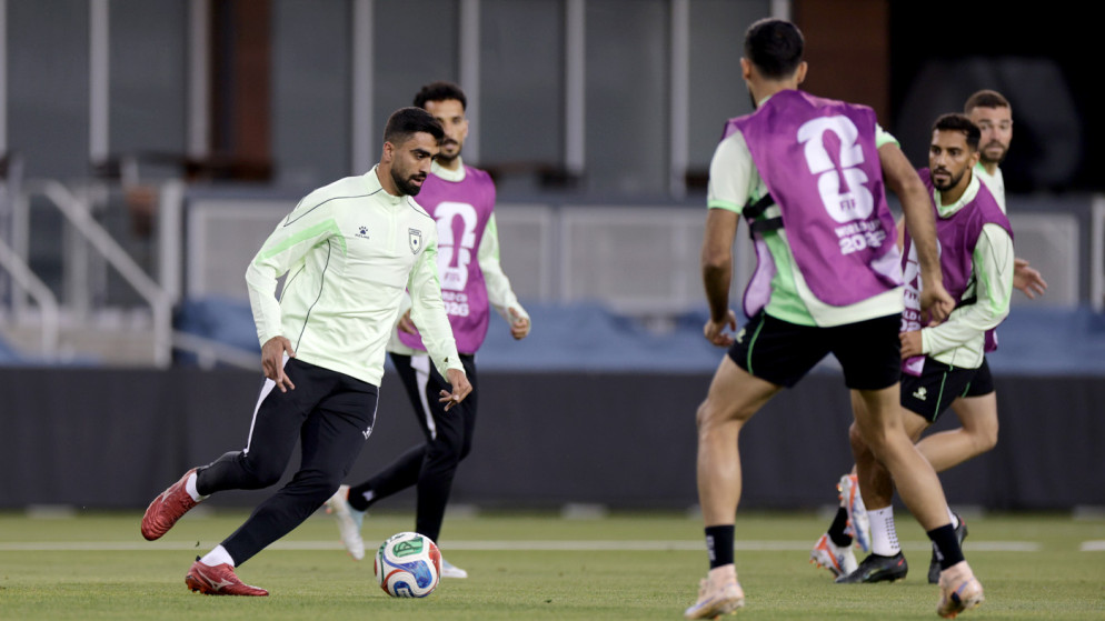 استعدادات النشامى تكتمل لمواجهة الجزائر في كأس العالم