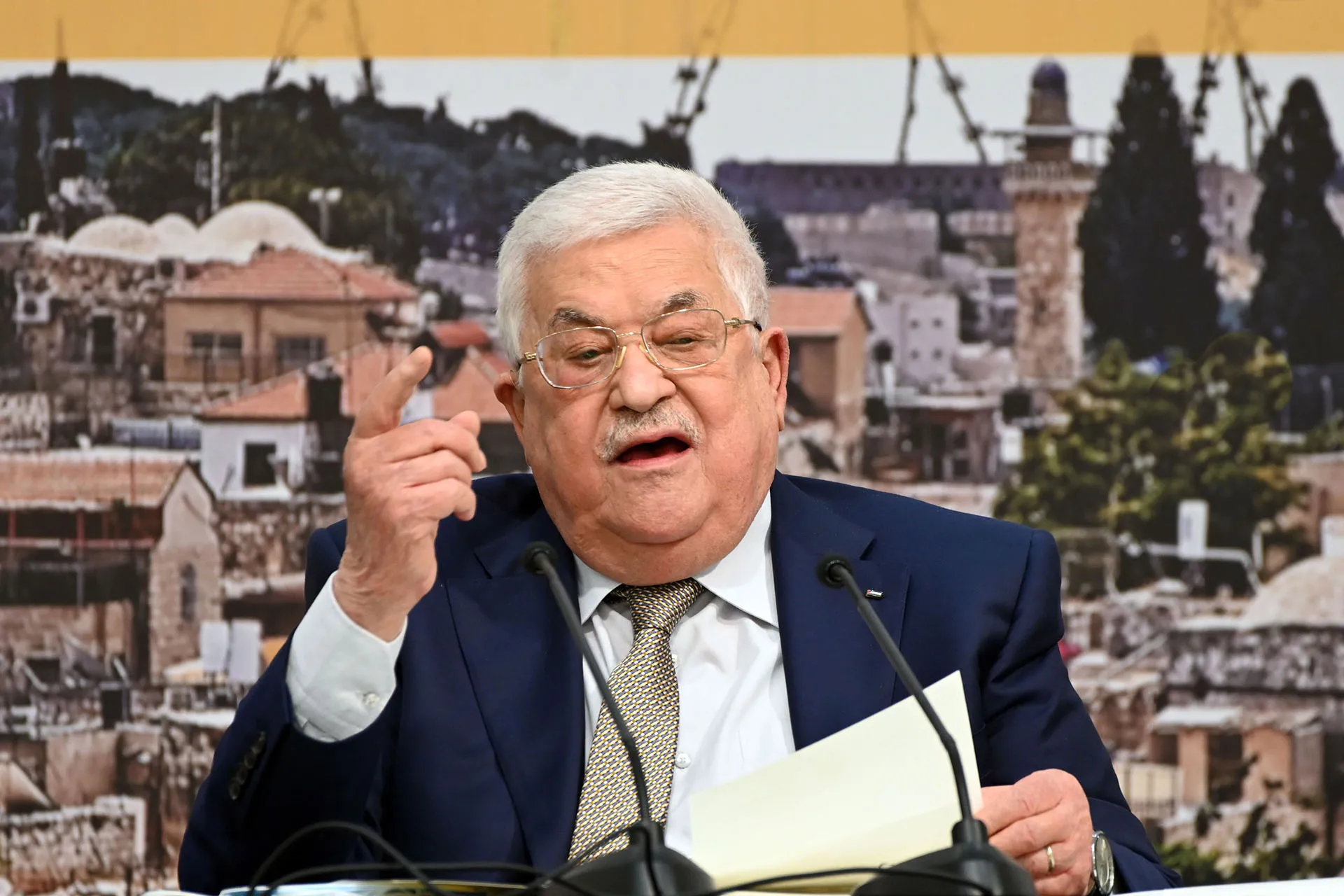 تسريع خطوات الوحدة الوطنية الفلسطينية وسط دعوات للحوار الشامل