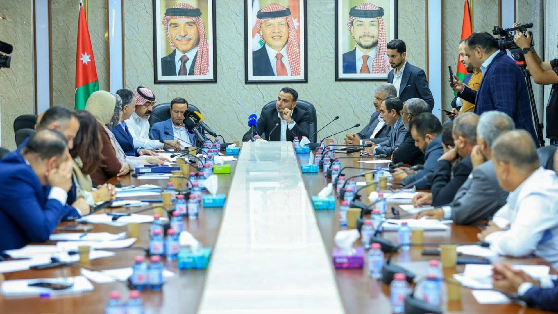 جلسة حيوية لمناقشة تحديات الزراعة والمياه في الأردن