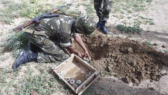 الألغام الفرنسية في الجزائر: جرح تاريخي يتطلب العدالة