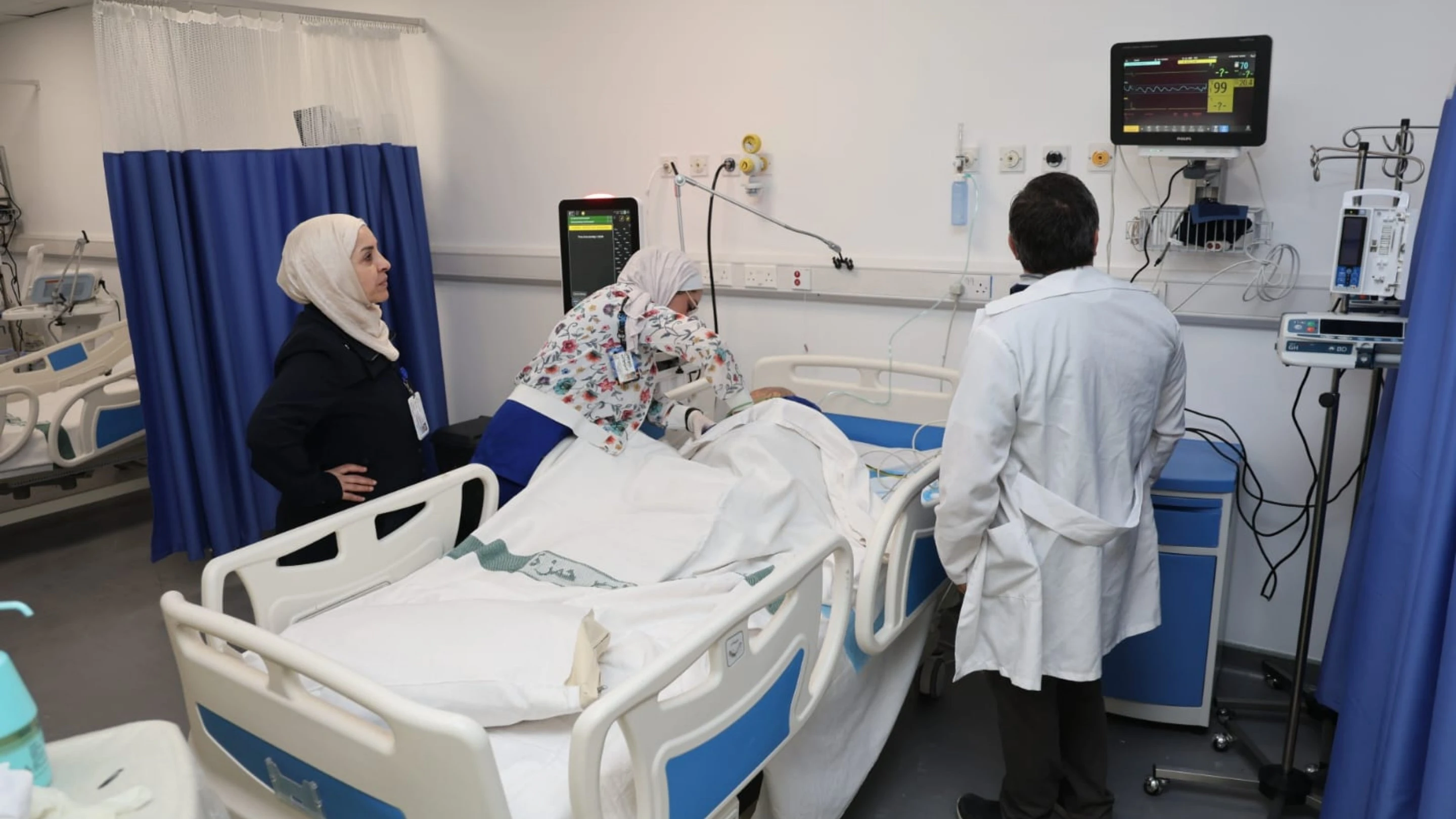 انطلاق خدمات مستشفى عمان الميداني في الإسعاف والطوارئ