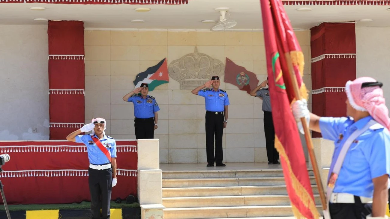 تخريج دورة الشرطة المستجدين تحت رعاية مدير الأمن العام